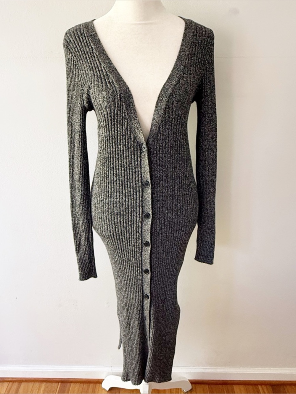 Forever 21 Women‎ Y2K Ribbed Knit Button Down Dress Small Neutral Minimalist